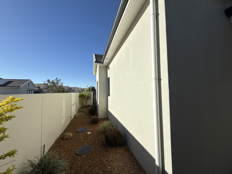 3 Bedroom Property for Sale in Groot Phesantekraal Estate Western Cape